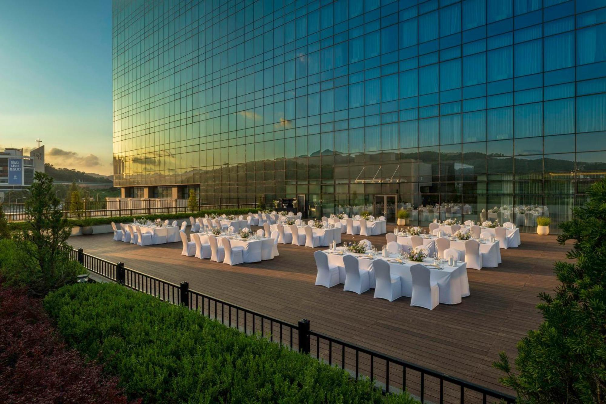 Doubletree By Hilton Seoul Pangyo Residences Seongnam Bagian luar foto